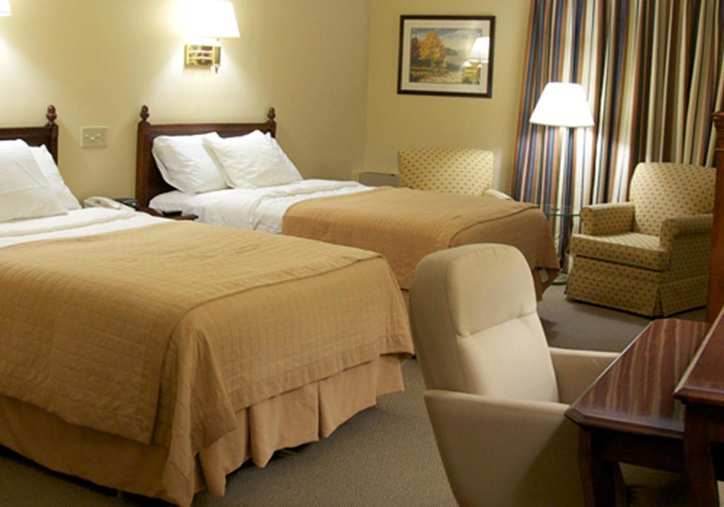Americas Best Value Inn - Campus View Eau Claire Pokój zdjęcie