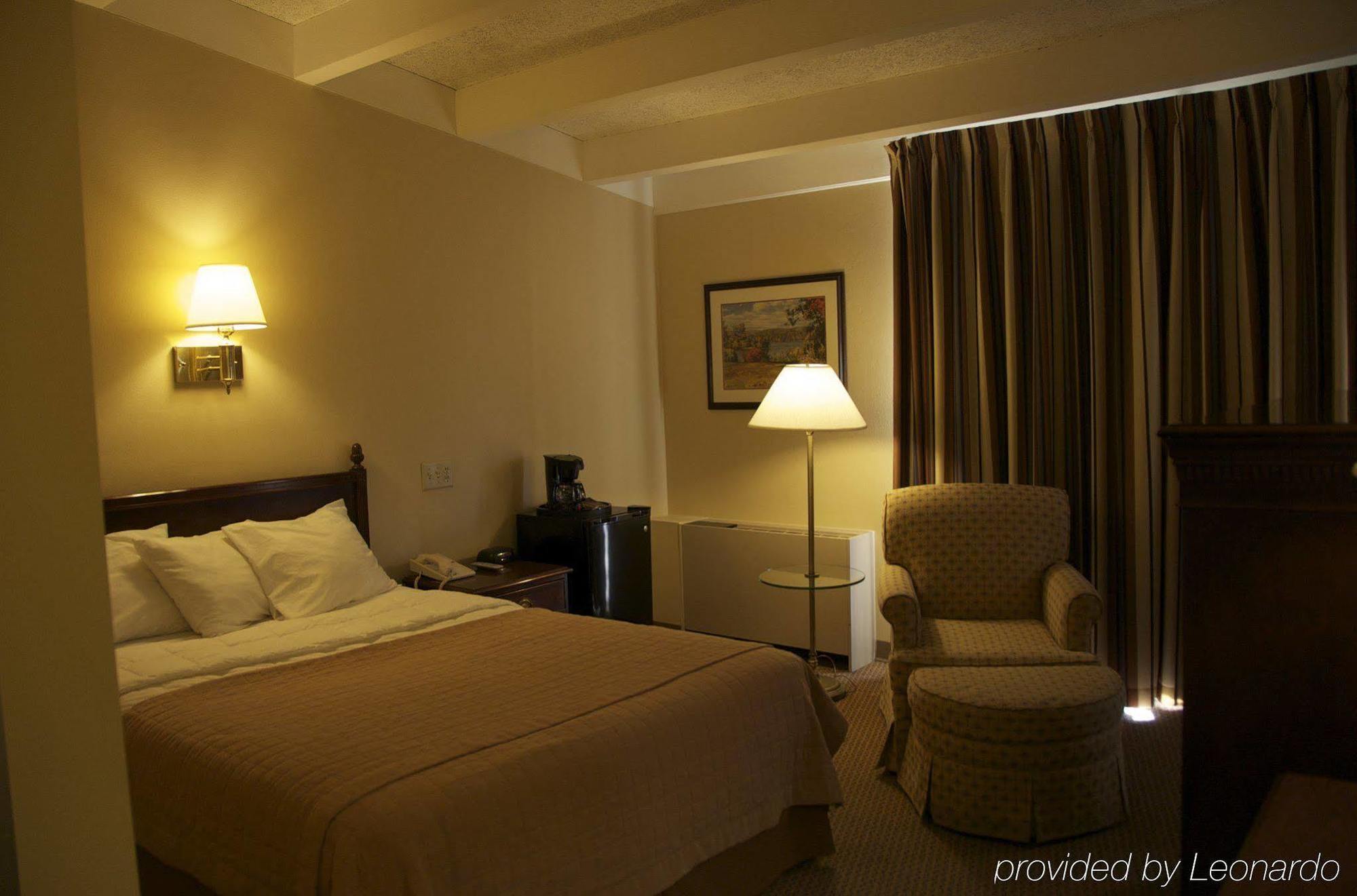 Americas Best Value Inn - Campus View Eau Claire Pokój zdjęcie