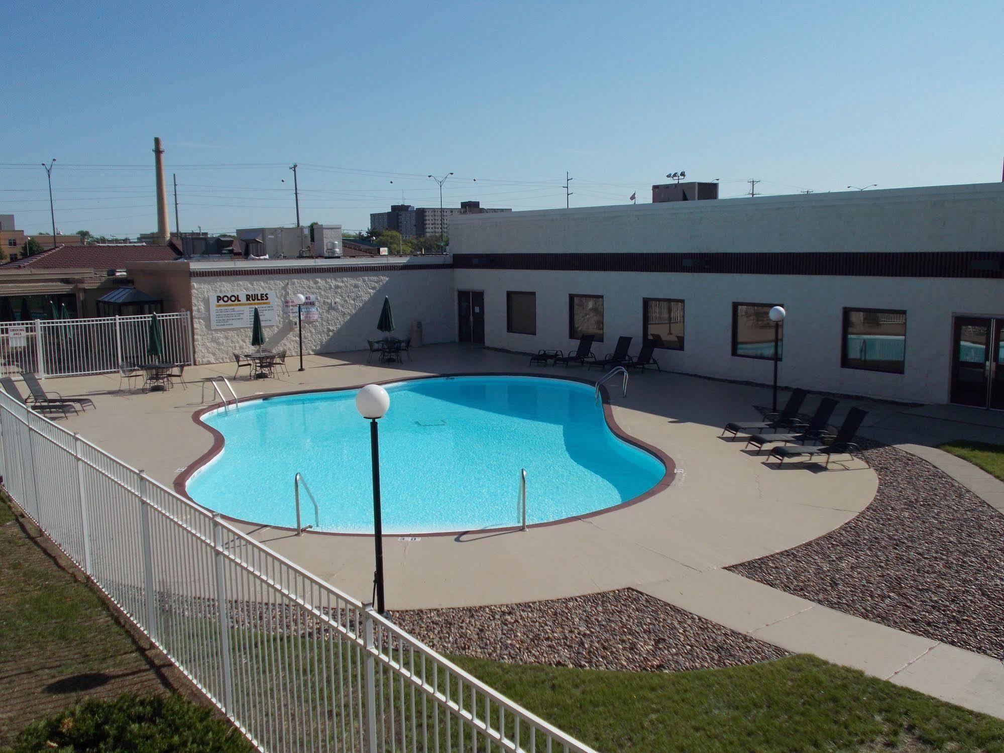 Americas Best Value Inn - Campus View Eau Claire Zewnętrze zdjęcie