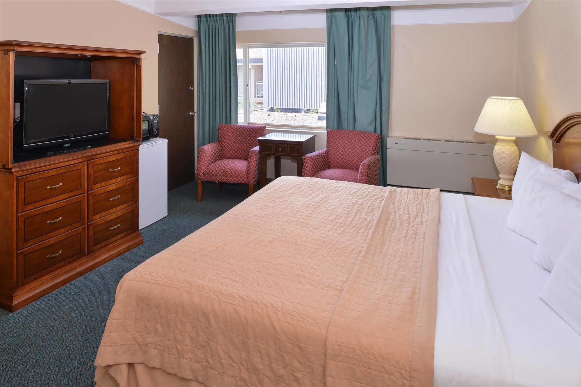 Americas Best Value Inn - Campus View Eau Claire Zewnętrze zdjęcie